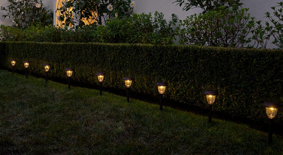 Editor's Recommendation: Top Outdoor Solar Lights