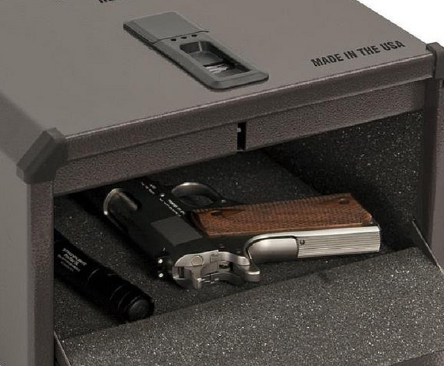  What are the benefits of using a gun safe? 