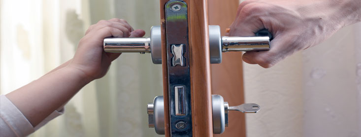  How Deadbolts Function And Why Lock Bumping Still Works 